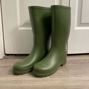 Vineyard Vines Rainboats